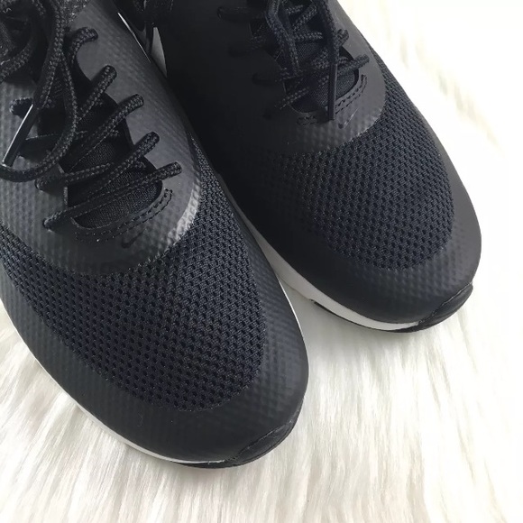 Women's Nike Air Max Thea Black + White Sneakers - Picture 4 of 8